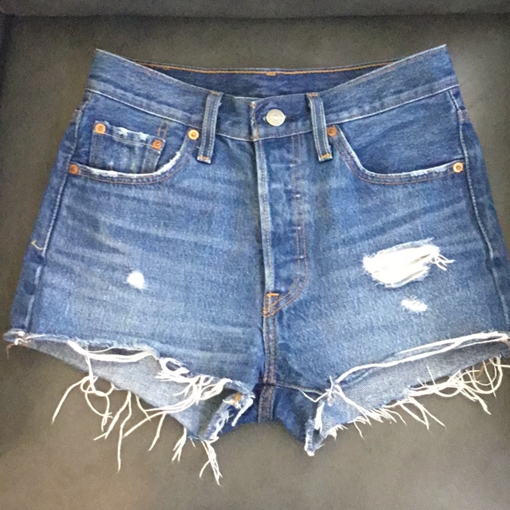 Levi’s 501 Denim Shorts Sz 25